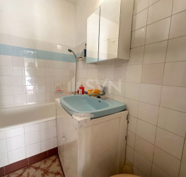 Casa, 4 rooms, 155 mp Bucuresti/Polona