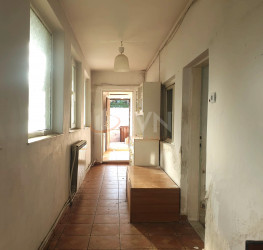 Casa, 4 rooms, 160 mp Bucuresti/1 Mai