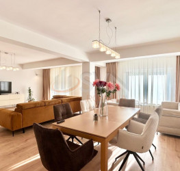 Casa, 4 rooms, 166 mp Bucuresti/Iancu Nicolae