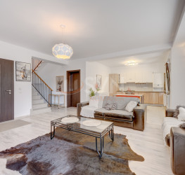 Casa, 4 rooms, 167 mp Bucuresti/Pipera
