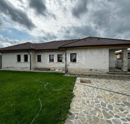 Casa, 4 rooms, 168.4 mp Ilfov/Balotesti