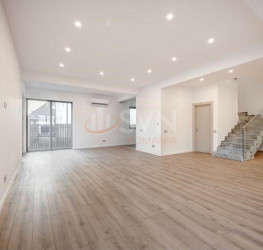 Casa, 4 rooms, 168.9 mp Ilfov/Tunari
