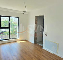 Casa, 4 rooms, 175 mp Bucuresti/Giulesti