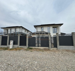 Casa, 4 rooms, 176 mp Ilfov/Tunari