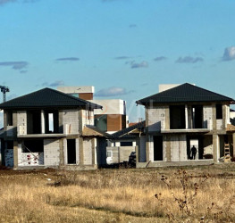 Casa, 4 rooms, 176 mp Ilfov/Tunari