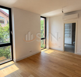 Casa, 4 rooms, 176 mp Bucuresti/Bucurestii Noi