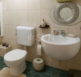 Casa, 4 rooms, 178.5 mp Bucuresti/Pipera