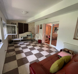 Casa, 4 rooms, 180 mp Ilfov/Peris