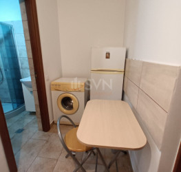 Casa, 4 rooms, 180 mp Bucuresti/Giulesti