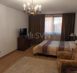 Casa, 4 rooms, 180 mp Bucuresti/Giulesti