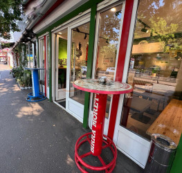 Casa, 4 rooms, 184 mp Bucuresti/Aviatiei