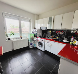 Casa, 4 rooms, 184 mp Bucuresti/Chitila