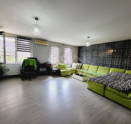 Casa, 4 rooms, 184 mp Bucuresti/Chitila