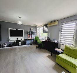 Casa, 4 rooms, 184 mp Bucuresti/Chitila