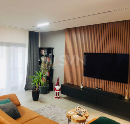 Casa, 4 rooms, 189 mp Bucuresti/Baneasa