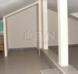 Casa, 4 rooms, 190 mp Bucuresti/Iancu Nicolae