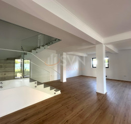 Casa, 4 rooms, 200 mp Ilfov/Tunari