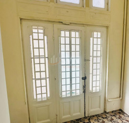 Casa, 4 rooms, 200 mp Bucuresti/Dacia