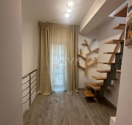 Casa, 4 rooms, 200 mp Bucuresti/Prelungirea Ghencea