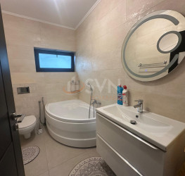 Casa, 4 rooms, 200 mp Bucuresti/Prelungirea Ghencea