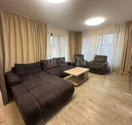 Casa, 4 rooms, 200 mp Bucuresti/Prelungirea Ghencea