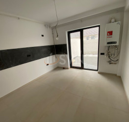 Casa, 4 rooms, 200 mp Bucuresti/Giulesti