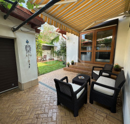 Casa, 4 rooms, 208 mp Bucuresti/Tei