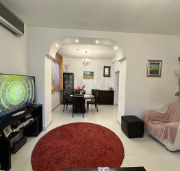 Casa, 4 rooms, 208 mp Bucuresti/Tei