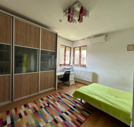 Casa, 4 rooms, 208 mp Bucuresti/Tei