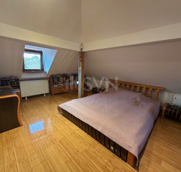 Casa, 4 rooms, 208 mp Bucuresti/Tei