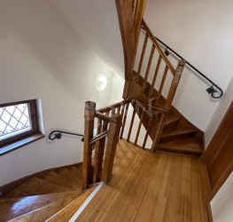 Casa, 4 rooms, 208 mp Bucuresti/Tei
