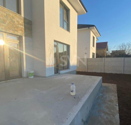Casa, 4 rooms, 208 mp Ilfov/Tunari