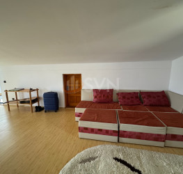 Casa, 4 rooms, 232 mp Bucuresti/Colentina