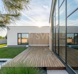 Casa, 4 rooms, 235 mp Ilfov/Otopeni