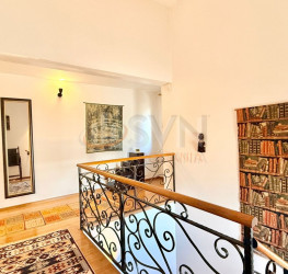 Casa, 4 rooms, 243.77 mp Bucuresti/Iancu Nicolae