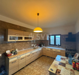 Casa, 4 rooms, 286 mp Ilfov/Domnesti