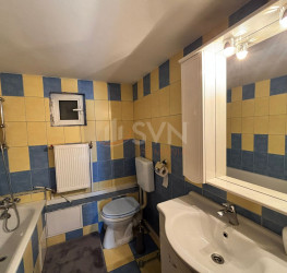 Casa, 4 rooms, 300 mp Bucuresti/Aviatiei