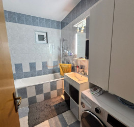 Casa, 4 rooms, 300 mp Bucuresti/Aviatiei
