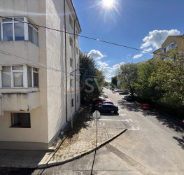 Casa, 4 rooms, 80 mp Dambovita/Micro 2