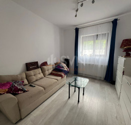 Casa, 4 rooms, 90 mp Bucuresti/Domenii