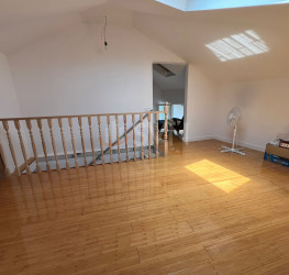 Casa, 4 rooms, 90 mp Bucuresti/Domenii
