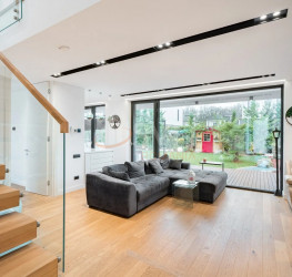 Casa, 4 rooms in 7 GREEN FOREST Ilfov/Tunari