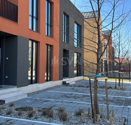 Casa, 4 rooms in Vile cu deschidere la lacul Grivita Bucuresti/Bucurestii Noi