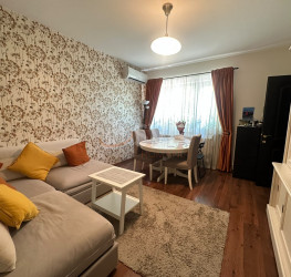 Casa, 5 camere, 120 mp Bucuresti/Vatra Luminoasa