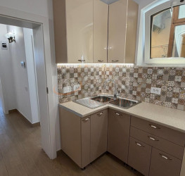 Casa, 5 camere, 123 mp Bucuresti/Victoriei