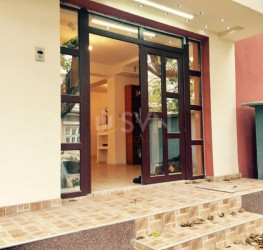 Casa, 5 camere, 125 mp Bucuresti/Banu Manta