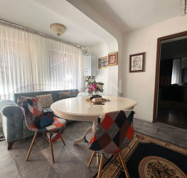 Casa, 5 camere, 131 mp Bucuresti/Aviatiei