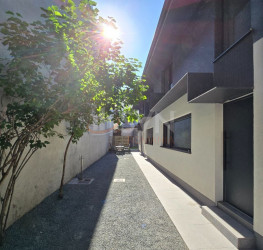 Casa, 5 camere, 135 mp Bucuresti/Dacia