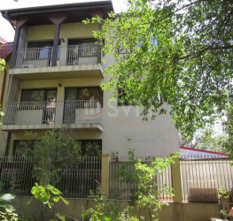 Casa, 5 camere, 136 mp Bucuresti/1 Decembrie 1918