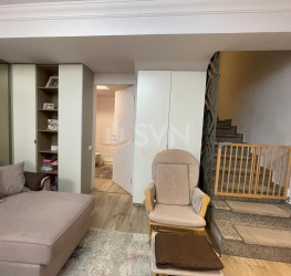 Casa, 5 camere, 145 mp Bucuresti/Lacul Tei